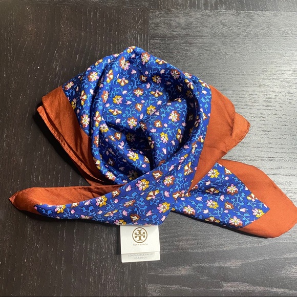 Tory Burch Accessories - NWT Tory Burch Blueberry Square Scarf